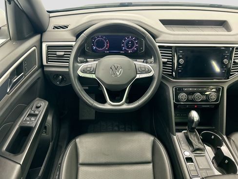 Used 2020 Volkswagen Atlas Cross Sport SEL FWD image 10