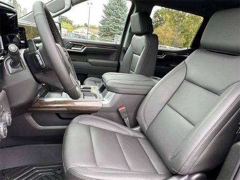 New 2026 Chevrolet Silverado 1500 LT Trail Boss w/ Convenience Package II image 18