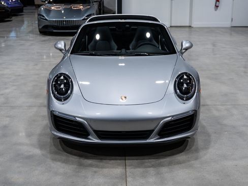 Used 2017 Porsche 911 Targa 4S AWD/4WD image 10