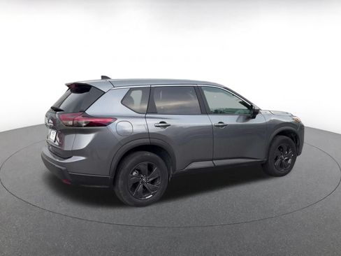 Used 2026 Nissan Rogue SV AWD/4WD image 11