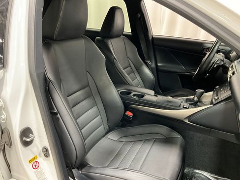 Used 2015 Lexus IS 350 AWD image 8