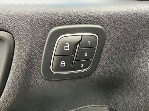 Used 2025 Ford Escape ST-Line Elite w/ Premium Technology Package AWD/4WD image 23