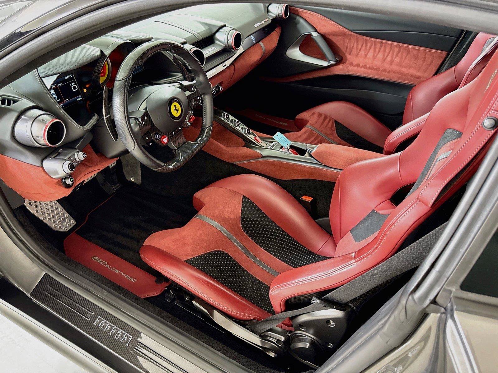 Used 2019 Ferrari 812 Superfast RWD image 12