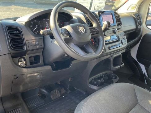 Used 2022 RAM ProMaster 2500 image 6