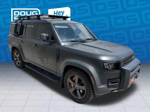 Used 2023 Land Rover Defender 130 SE AWD/4WD image 6