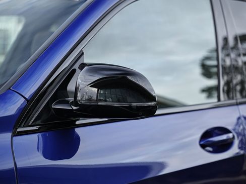 New 2026 BMW X5 M60i w/ Climate Comfort Package image 11