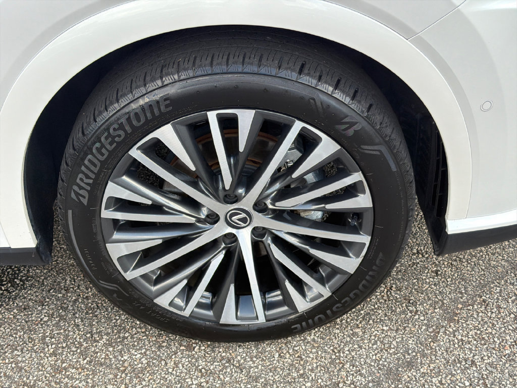 Used 2023 Lexus RX 350 Premium Plus w/ Cold Area Package FWD image 12