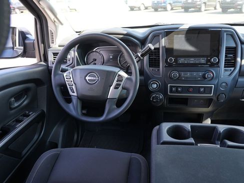 Used 2023 Nissan Titan S AWD/4WD image 20