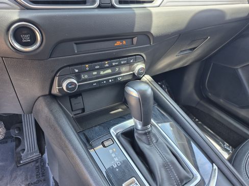 Used 2025 MAZDA CX-5 AWD 2.5 S w/ Preferred Package image 12