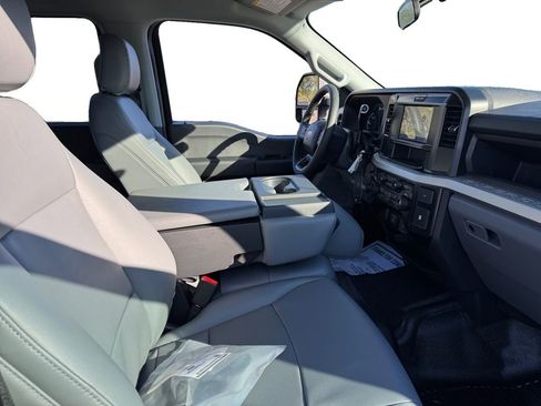 New 2026 Ford F350 XL image 18