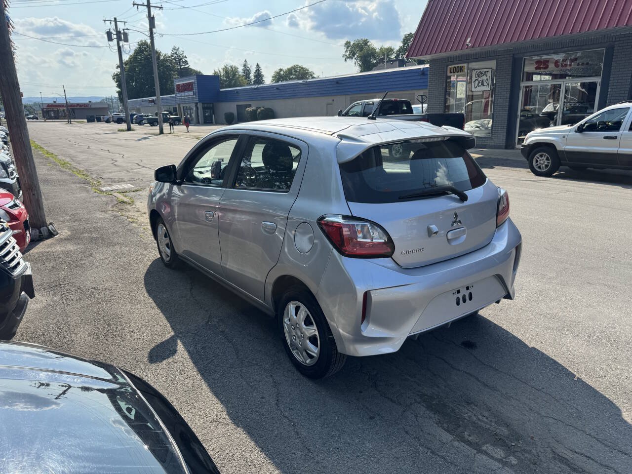 Used 2024 Mitsubishi Mirage LE FWD image 4