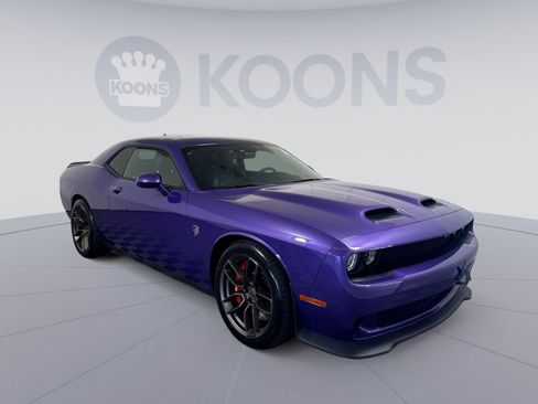 Used 2023 Dodge Challenger SRT Hellcat RWD image 10