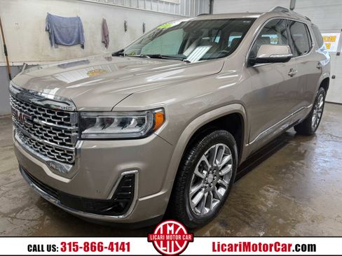 Used 2023 GMC Acadia Denali w/ Denali Technology Package image 1
