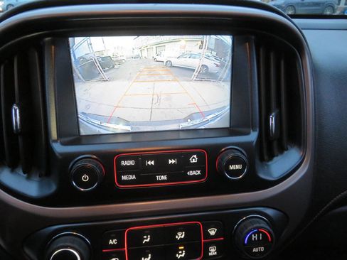 Used 2016 GMC Canyon SLE w/ All Terrain Package image 20