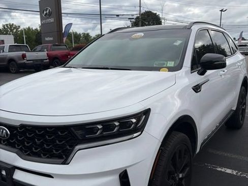 Used 2021 Kia Sorento SX AWD/4WD image 3