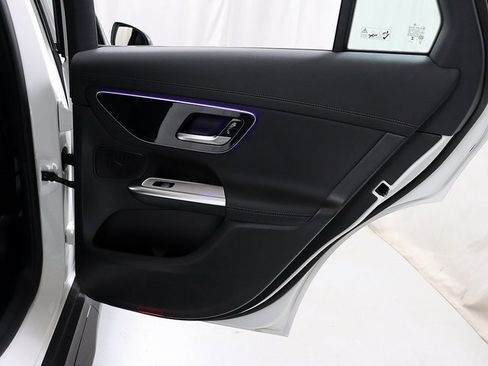 Certified 2025 Mercedes-Benz GLC 43 AMG 4MATIC image 29