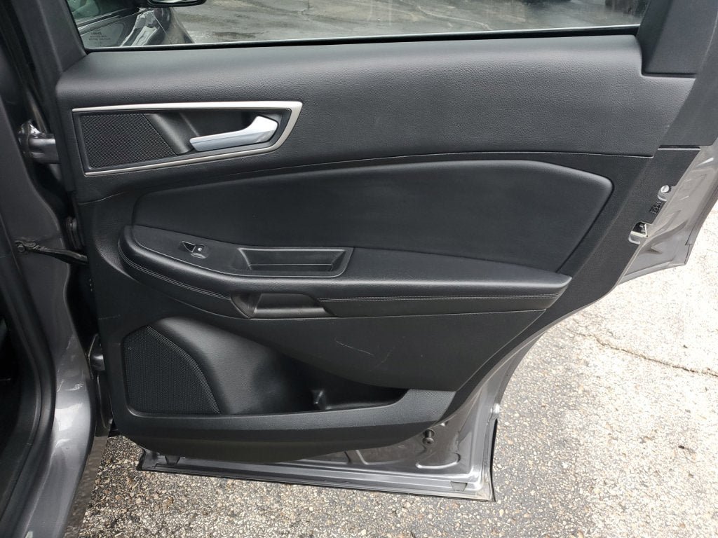 Used 2022 Ford Edge SEL AWD/4WD image 52