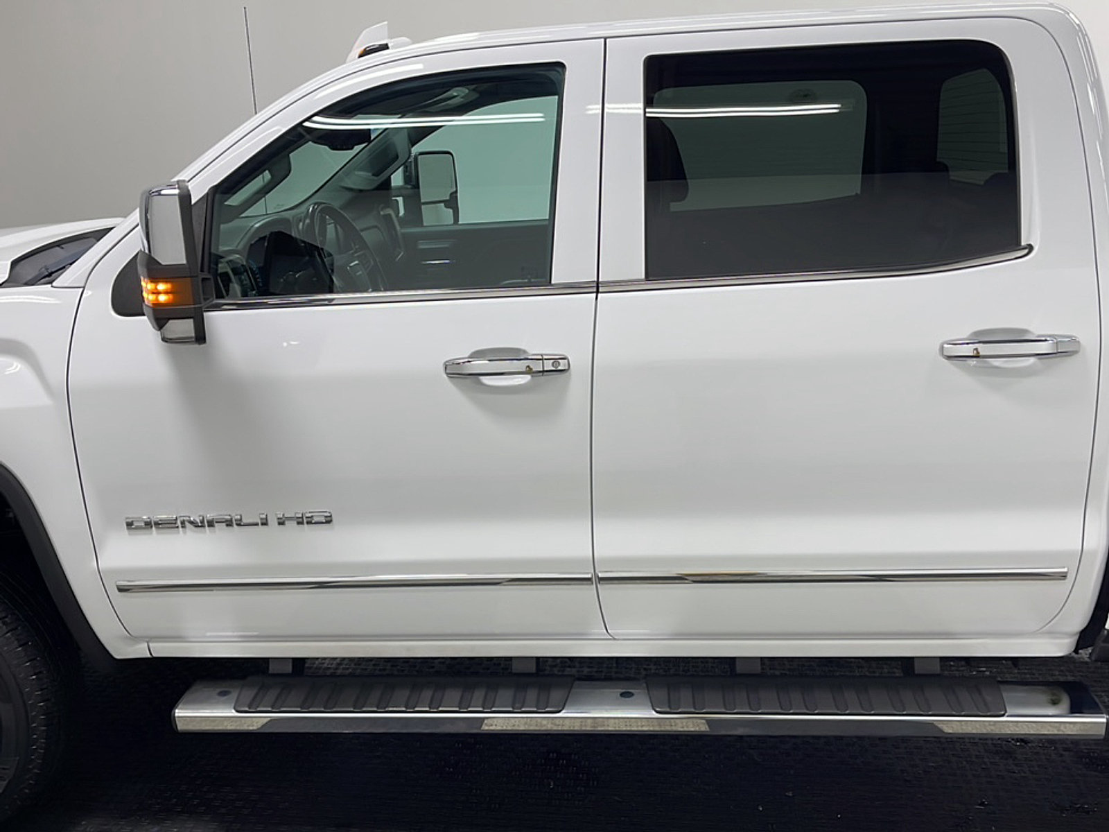 Used 2019 GMC Sierra 3500 Denali w/ Duramax Plus Package AWD/4WD image 13