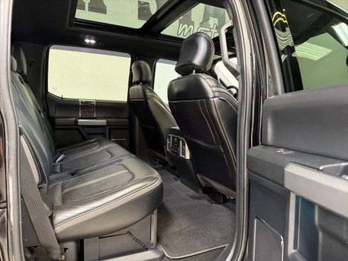 Used 2017 Ford F250 Platinum w/ Platinum Ultimate Package image 44