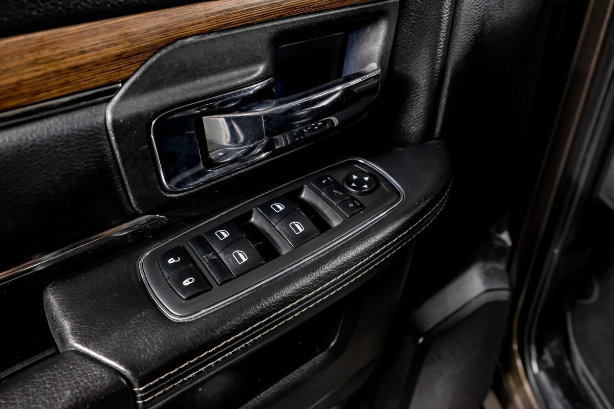 Used 2018 RAM 3500 Laramie AWD/4WD image 34