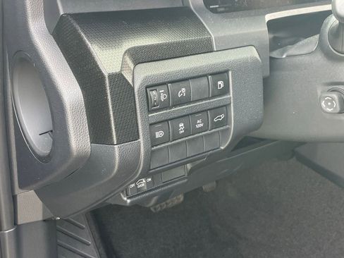 Used 2025 Toyota 4Runner Limited w/ Tow Technology Package AWD/4WD image 6