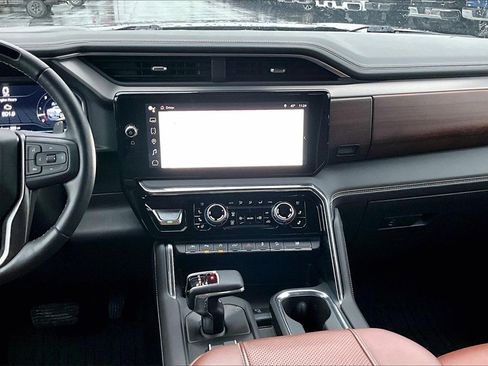 Used 2024 GMC Sierra 1500 Denali Ultimate image 6