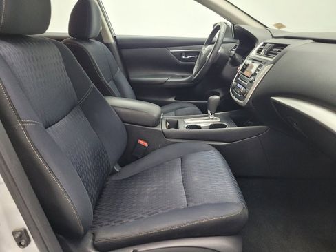 Used 2017 Nissan Altima 2.5 SV image 21