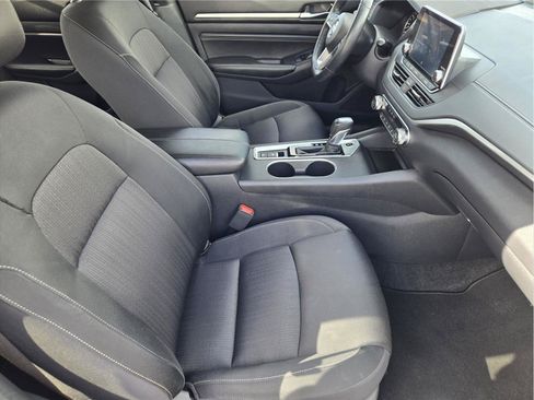 Used 2019 Nissan Altima 2.5 SV FWD image 13