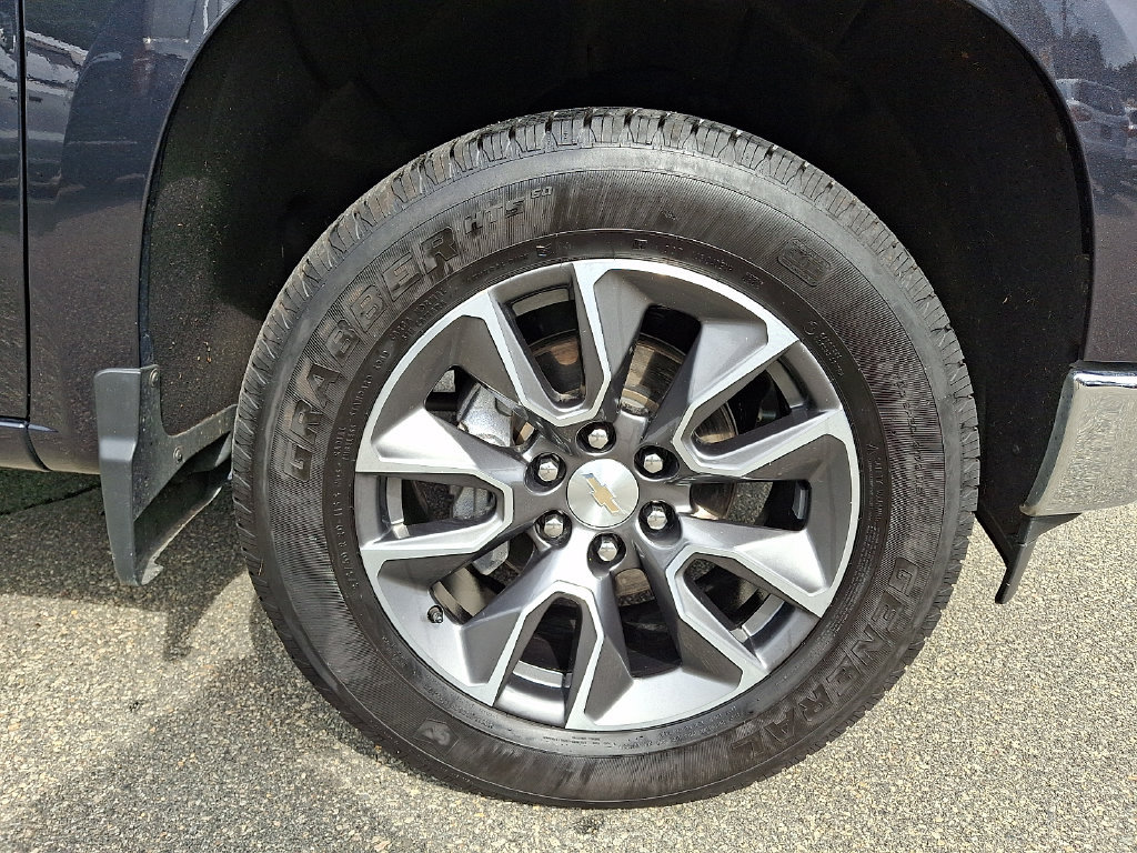 Certified 2024 Chevrolet Silverado 1500 LT AWD/4WD image 9