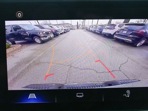 Used 2024 Chevrolet Colorado Trail Boss w/ Advanced Trailering Package image 30