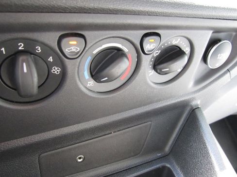 Used 2017 Ford Transit 350 XL image 14