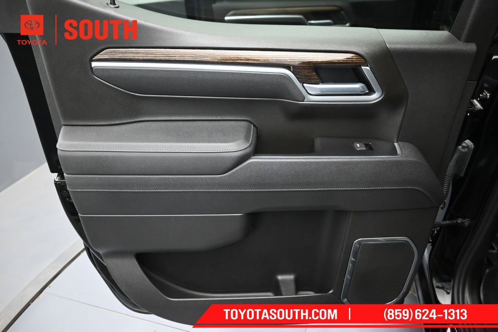 Used 2026 GMC Sierra 1500 Elevation AWD/4WD image 32