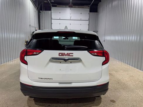 Used 2019 GMC Terrain SLE FWD image 4