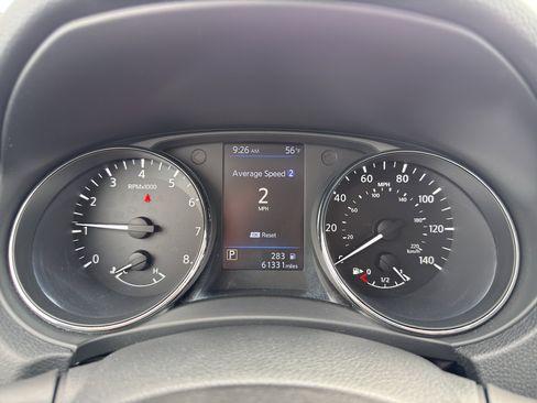 Used 2019 Nissan Rogue SV AWD/4WD image 17