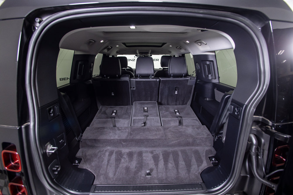 Used 2024 Land Rover Defender 130 S AWD/4WD image 9