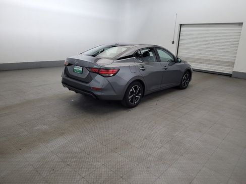 Used 2024 Nissan Sentra SV FWD image 9