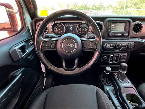 Used 2019 Jeep Wrangler Unlimited Sport S AWD/4WD image 6