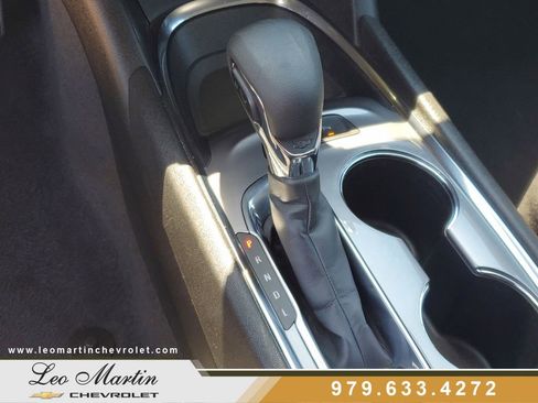 Used 2024 Chevrolet Malibu LT FWD image 25