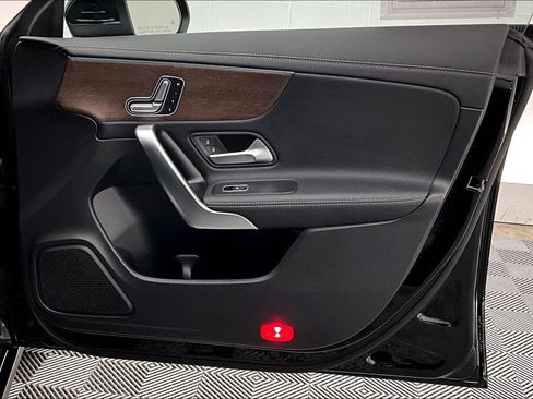 Certified 2023 Mercedes-Benz CLA 250 image 25