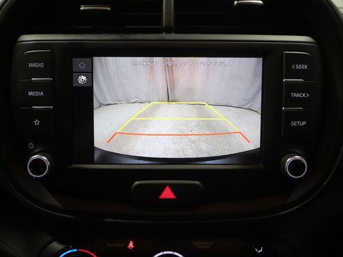 Used 2024 Kia Soul LX w/ Option Group 015 FWD image 23