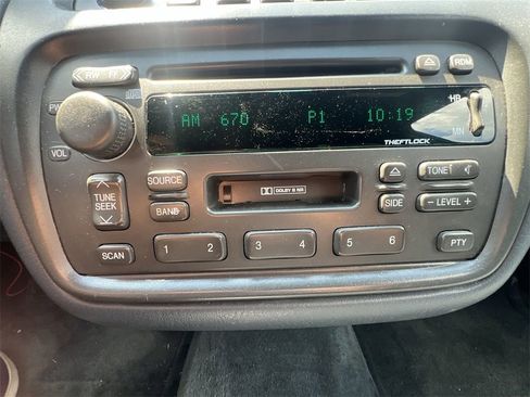 Used 2002 Cadillac De Ville Hearse image 18