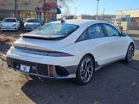 New 2025 Hyundai Ioniq 6 SEL image 7