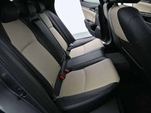 Used 2018 Honda Civic Sport Touring image 9