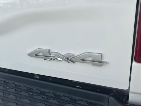 Used 2019 RAM 2500 Laramie image 12