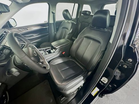 Used 2022 Jeep Grand Cherokee Limited 4xe AWD/4WD image 13
