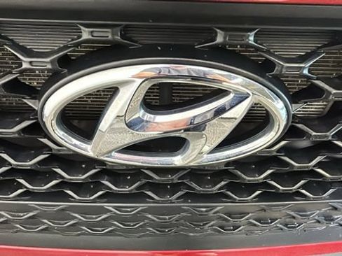 Used 2018 Hyundai Kona SEL FWD image 8