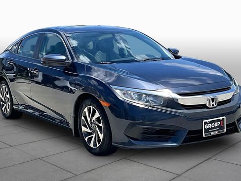 Used 2018 Honda Civic EX image 3