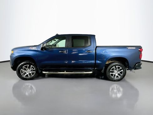 Used 2019 Chevrolet Silverado 1500 Custom Trail Boss w/ Custom Convenience Package AWD/4WD image 4