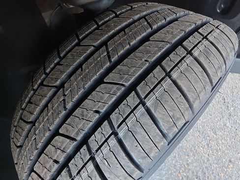 Certified 2023 Volkswagen ID.4 Pro S Plus image 24