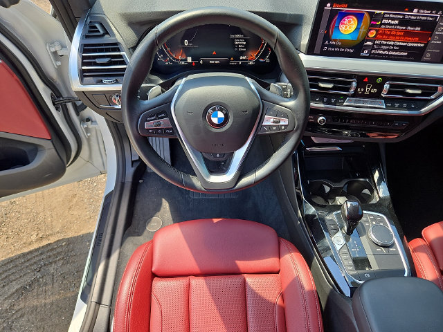 Used 2024 BMW X3 xDrive30i AWD/4WD image 3